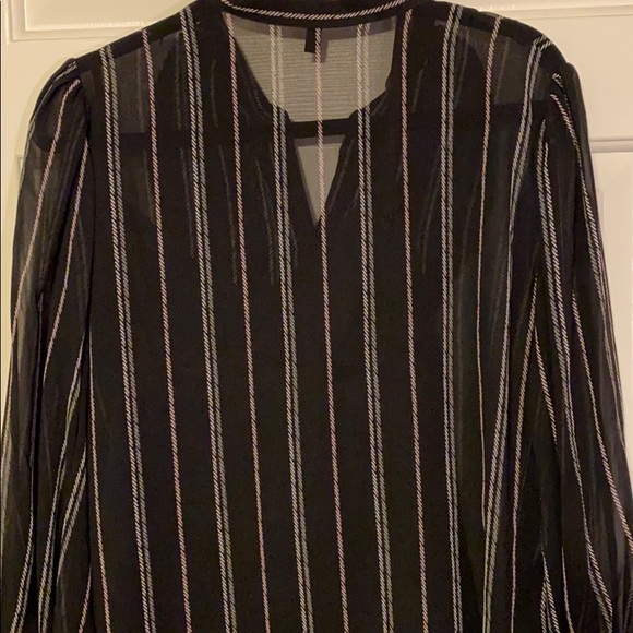 White House Black Market Blouse - Picture 4 of 4